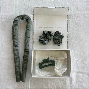 Eternal Muse Heatless Overnight Curls Set